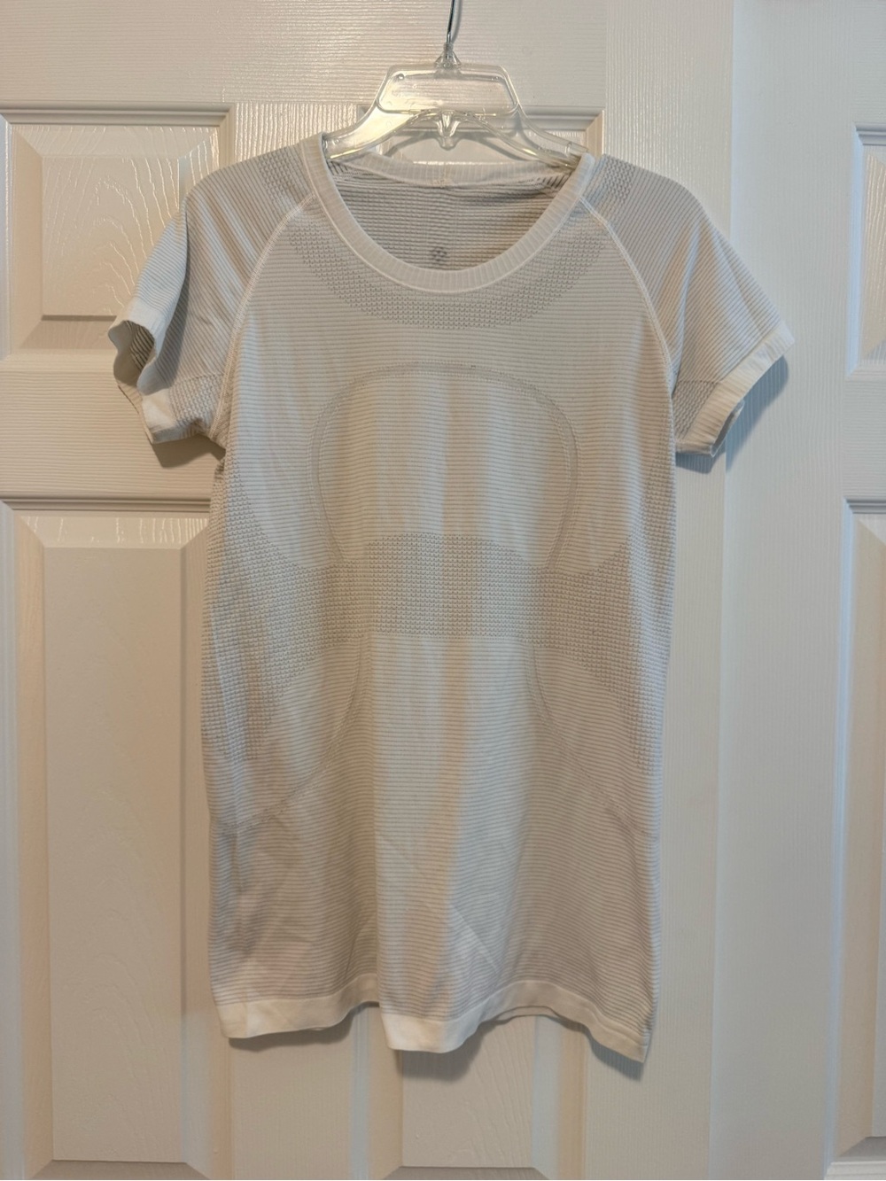 lululemon athletica White Short Sleeve Swiftly Tee